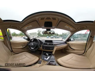 2015 BMW 3 Series 328i xDrive z VIN WBA3B5G55FNS18143, wystawiony jako IAAI lot #42185489 z przebiegiem 109 663 mil mil oraz . Historia ofert i sprzedaży dostępna na DreamBid. Obrazek 20.