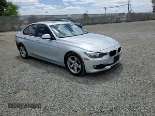 2015 BMW 3 Series 328i с VIN WBA3A5G52FNS89254, выставлен на аукционе Copart как лот 56765135 с пробегом 102 568 миль миль и Списание • Salvage title. История ставок и продаж доступна на DreamBid. Изображение 14.