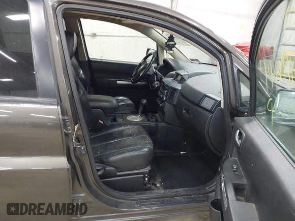 2010 Mitsubishi Endeavor SE z VIN 4A4JN3AS4AE011216, wystawiony jako IAAI lot #42048644 z przebiegiem 176 664 mil mil oraz . Historia ofert i sprzedaży dostępna na DreamBid. Obrazek 5.