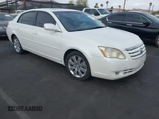 2007 Toyota Avalon XL with VIN 4T1BK36B97U252227, listed as a IAAI auction lot 42067958 with 245,781 mi miles. Bid and sale history available at carsss.com. Image 1.