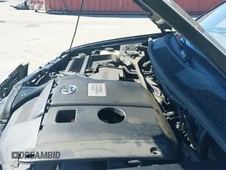 2006 Toyota Highlander Limited with VIN JTEEW21A960027709, listed as a IAAI auction lot 43415330 with 293,786 mi miles and . Bid and sale history available at DreamBid. Image 19.