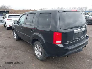 2012 Honda Pilot EX-L with VIN 5FNYF4H57CB068021, listed as a IAAI auction lot 41909996 with 253,542 mi miles and . Bid and sale history available at carsss.com. Image 3.