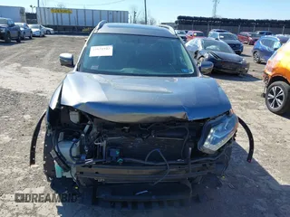 2015 Nissan Rogue SL with VIN 5N1AT2MVXFC862531, listed as a IAAI auction lot 41671922 with 135,637 mi miles. Bid and sale history available at carsss.com. Image 13.