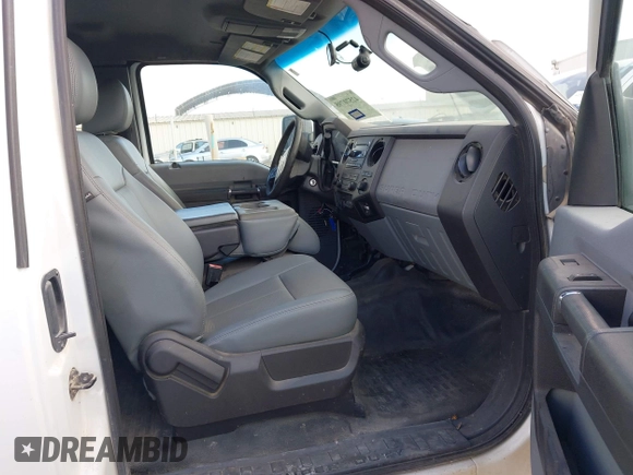 2015 Ford F-250 XLT with VIN 1FT7X2B63FEB54334, listed as a IAAI auction lot 42570798 with 288,832 mi miles and . Bid and sale history available at DreamBid. Image 5.