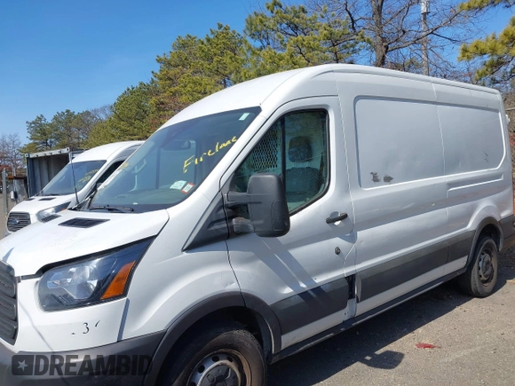 2019 Ford Transit z VIN 1FTBW2CM9KKA40635, wystawiony jako IAAI lot #41660193 z przebiegiem 54 244 mil mil oraz . Historia ofert i sprzedaży dostępna na DreamBid. Obrazek 16.