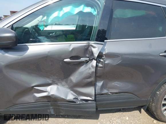 2022 Ford Escape Titanium with VIN 1FMCU9J91NUB87215, listed as a IAAI auction lot 42092928 with 3,255 mi miles and . Bid and sale history available at DreamBid. Image 19.