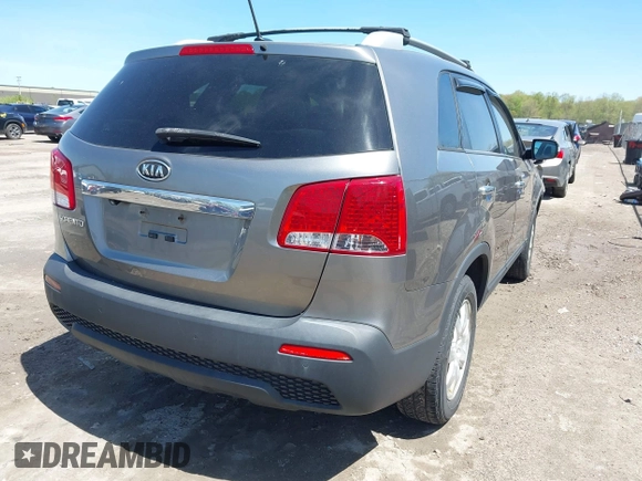 2011 Kia Sorento LX with VIN 5XYKT4A15BG175047, listed as a IAAI auction lot 42161402 with 102,509 mi miles and . Bid and sale history available at DreamBid. Image 4.
