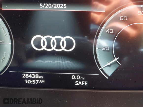 2021 Audi Q5 Premium Plus z VIN WA1E2AFY1M2043365, wystawiony jako IAAI lot #42286970 z przebiegiem 28 438 mil mil oraz . Historia ofert i sprzedaży dostępna na DreamBid. Obrazek 16.