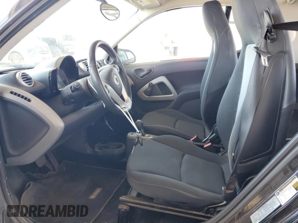 2014 Smart fortwo Pure with VIN WMEEJ3BA6EK783848, listed as a Copart auction lot 58244595 with 26,131 mi miles and Clean title. Bid and sale history available at DreamBid. Image 7.
