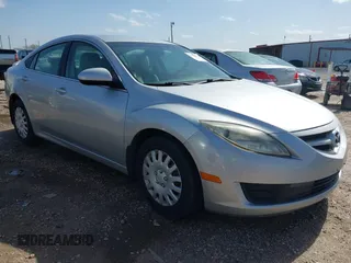 2009 Mazda 6 i Sport with VIN 1YVHP81A495M24828, listed as a IAAI auction lot 41722148 with 156,095 mi miles. Bid and sale history available at carsss.com. Image 1.