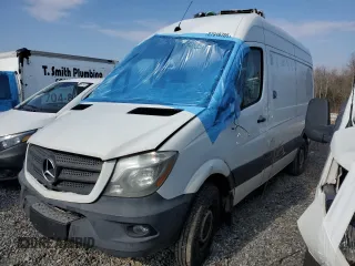 2017 Mercedes-Benz Sprinter Cargo Worker with VIN WD3PE7CDXHP517021, listed as a Copart auction lot 87918765 with 131,306 mi miles and Salvage Title. Bid and sale history available at carsss.com. Image 1.