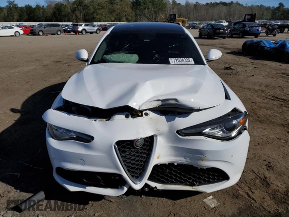 2018 Alfa Romeo Giulia with VIN ZARFAEDN7J7567993, listed as a Copart auction lot 72034332 with 35,437 mi miles. Bid and sale history available at carsss.com. Image 5.