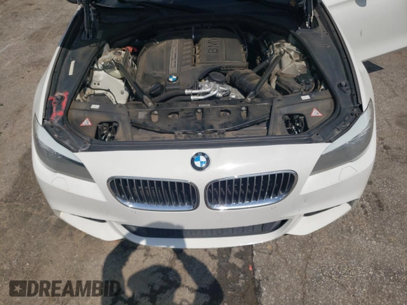 2012 BMW 5 Series 535i z VIN WBAFR7C58CC816017, wystawiony jako Copart lot #55061015 z przebiegiem 101 493 mil mil oraz Szkoda całkowita • Salvage title. Historia ofert i sprzedaży dostępna na DreamBid. Obrazek 11.