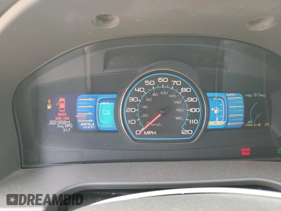 2011 Ford Fusion Hybrid with VIN 3FADP0L32BR129675, listed as a Copart auction lot 60911265 with 200,193 mi miles and Salvage title. Bid and sale history available at DreamBid. Image 9.