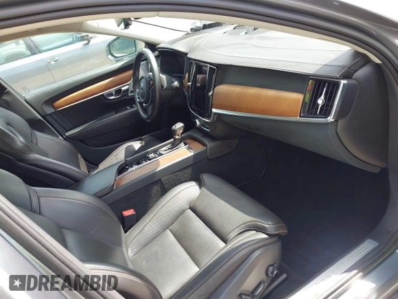 2018 Volvo S90 Inscription с VIN LVY992ML9JP008239, выставлен на аукционе IAAI как лот 42452758 с пробегом Не указан миль и . История ставок и продаж доступна на DreamBid. Изображение 5.