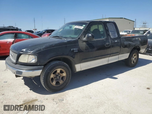2000 Ford F-150 XL with VIN 1FTRX17L1YKA97900, listed as a Copart auction lot 48758555 with 220,834 mi miles and Clean Title. Bid and sale history available at carsss.com. Image 1.