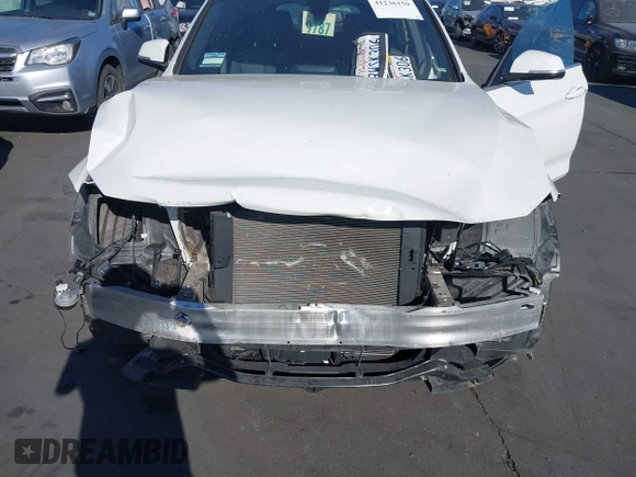 2018 BMW 3 Series 330i xDrive with VIN WBA8Z9C5XJG828406, listed as a IAAI auction lot 41236150 with 36,815 mi miles. Bid and sale history available at carsss.com. Image 6.