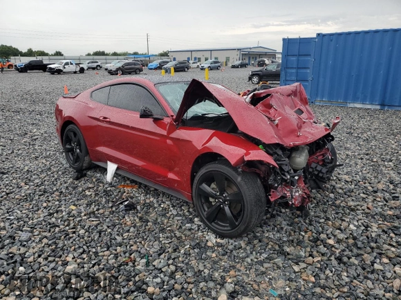 2021 Ford Mustang EcoBoost z VIN 1FA6P8TH3M5117625, wystawiony jako Copart lot #59070425 z przebiegiem Nie podano mil oraz Nie do naprawy • Non repairable. Historia ofert i sprzedaży dostępna na DreamBid. Obrazek 4.