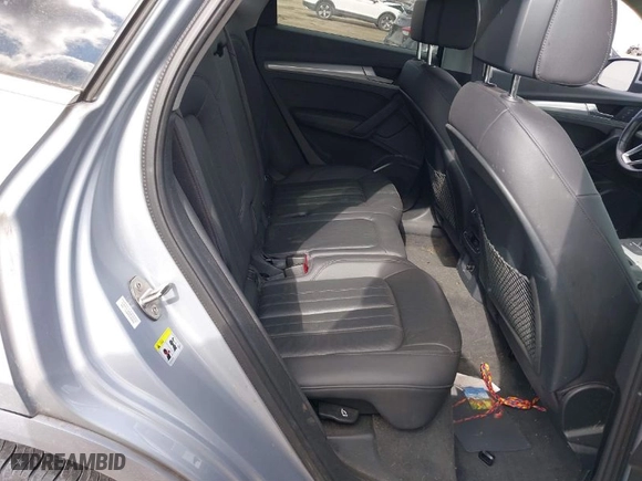 2018 Audi Q5 Premium Plus with VIN WA1BNAFY0J2028040, listed as a IAAI auction lot 41690415 with 1 mi miles. Bid and sale history available at carsss.com. Image 8.