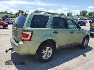 2008 Ford Escape XLT with VIN 1FMCU03158KC24575, listed as a Copart auction lot 57133855 with 200,329 mi miles and Salvage title. Bid and sale history available at DreamBid. Image 3.