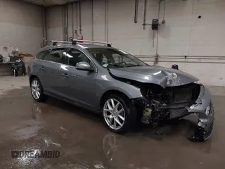 2016 Volvo V60 T5 Premier with VIN YV1612SK8G1311644, listed as a IAAI auction lot 41203569 with 96,242 mi miles. Bid and sale history available at carsss.com. Image 1.