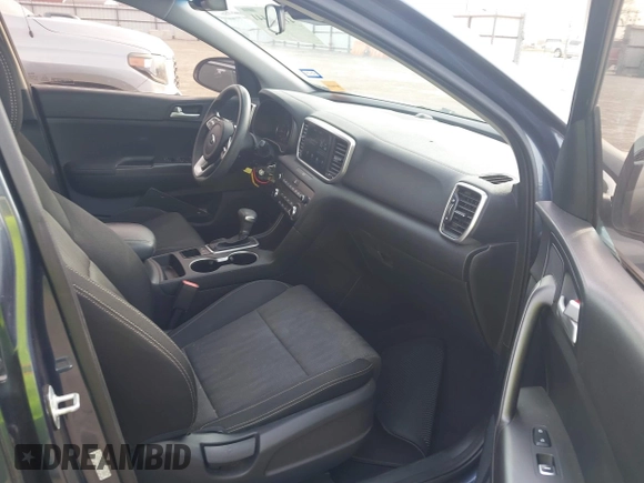 2020 Kia Sportage LX with VIN KNDPM3ACXL7718082, listed as a IAAI auction lot 41821441 with 70,491 mi miles. Bid and sale history available at carsss.com. Image 5.