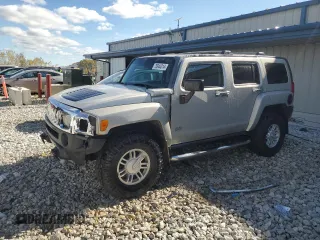 2007 Hummer H3 SUV with VIN 5GTDN13E278145531, listed as a Copart auction lot 75844314 with 182,009 mi miles and Clean Title. Bid and sale history available at carsss.com. Image 1.