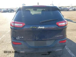2016 Jeep Cherokee Limited with VIN 1C4PJMDS8GW118822, listed as a IAAI auction lot 41825379 with 106,566 mi miles and . Bid and sale history available at carsss.com. Image 16.