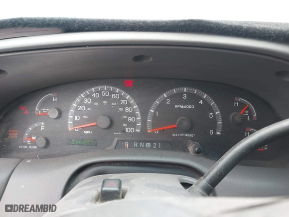 2001 Ford F-150 SuperCrew XLT with VIN 1FTRW07L51KC49955, listed as a IAAI auction lot 42035123 with 396,961 mi miles. Bid and sale history available at carsss.com. Image 7.