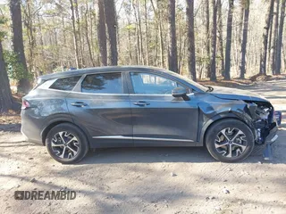 2024 Kia Sportage EX with VIN 5XYK33DF2RG224281, listed as a IAAI auction lot 41903305 with 7,050 mi miles. Bid and sale history available at carsss.com. Image 13.