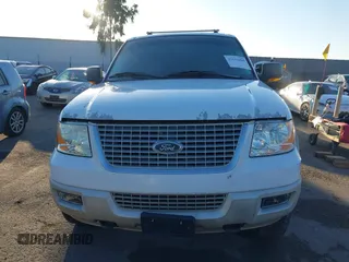 2006 Ford Expedition Eddie Bauer z VIN 1FMFU18586LA33979, wystawiony jako IAAI lot #41612898 z przebiegiem 250 956 mil mil oraz . Historia ofert i sprzedaży dostępna na DreamBid. Obrazek 13.