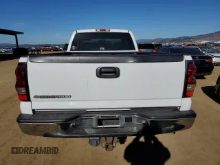 2006 Chevrolet Silverado 3500 SRW LT3 with VIN 1GCHK39DX6E139696, listed as a Copart auction lot 83018804 with 184,242 mi miles and Salvage Title. Bid and sale history available at carsss.com. Image 6.