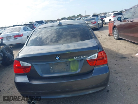 2008 BMW 3 Series 328i with VIN WBAVA37558NL48006, listed as a IAAI auction lot 41255475 with 95,038 mi miles. Bid and sale history available at carsss.com. Image 16.