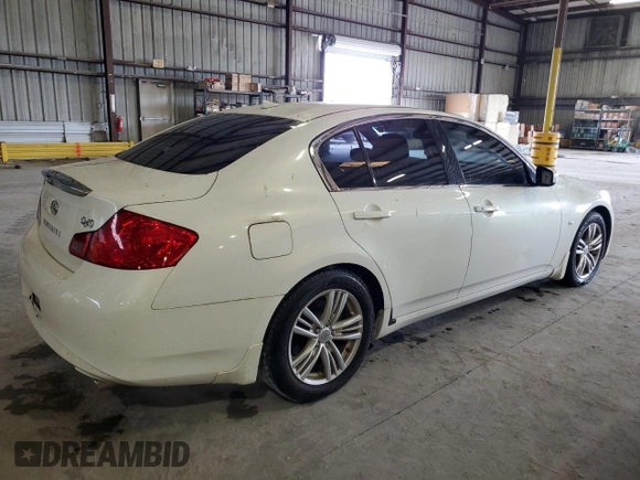 2015 Infiniti Q40 with VIN JN1CV6APXFM501091, listed as a Copart auction lot 71635964 with 0 mi miles and Salvage Title. Bid and sale history available at carsss.com. Image 3.