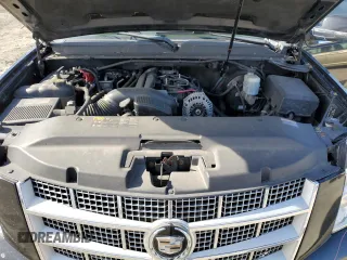 2011 Cadillac Escalade ESV Platinum Edition with VIN 1GYS4KEF0BR319171, listed as a Copart auction lot 47649995 with 194,202 mi miles and Salvage title. Bid and sale history available at DreamBid. Image 11.