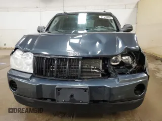 2007 Jeep Grand Cherokee Laredo z VIN 1J8GR48K57C580977, wystawiony jako Copart lot #57400605 z przebiegiem 208 268 mil mil oraz Czysty tytuł • Clean title. Historia ofert i sprzedaży dostępna na DreamBid. Obrazek 5.
