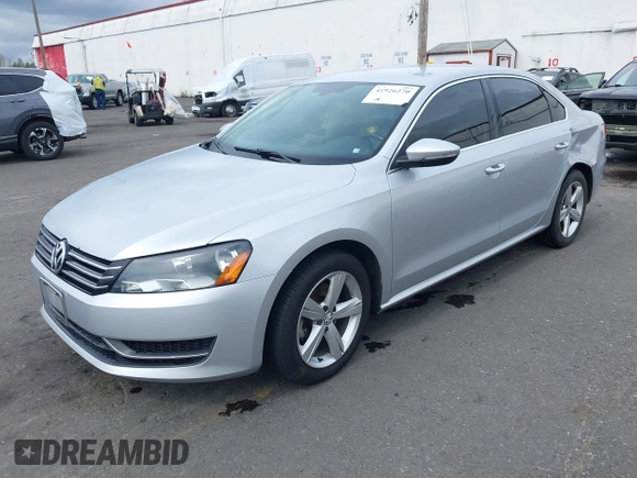 2012 Volkswagen Passat SE with VIN 1VWBP7A36CC005354, listed as a IAAI auction lot 41926270 with 155,493 mi miles. Bid and sale history available at carsss.com. Image 17.