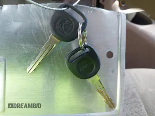 1999 Saturn SL с VIN 1G8ZK5274XZ304652, выставлен на аукционе IAAI как лот 42618620 с пробегом 98 131 миль миль и . История ставок и продаж доступна на DreamBid. Изображение 11.