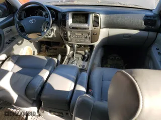 2003 Toyota Land Cruiser with VIN JTEHT05J832042982, listed as a Copart auction lot 43735205 with 177,938 mi miles and Clean Title. Bid and sale history available at carsss.com. Image 8.