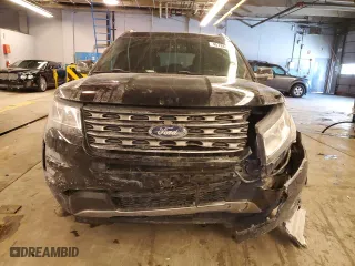 2017 Ford Explorer XLT with VIN 1FM5K7D81HGE20681, listed as a Copart auction lot 45788915 with 66,931 mi miles and Salvage Title. Bid and sale history available at carsss.com. Image 5.