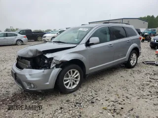 2017 Dodge Journey SXT z VIN 3C4PDCBB0HT545567, wystawiony jako Copart lot #57766105 z przebiegiem 56 569 mil mil oraz Szkoda całkowita • Salvage title. Historia ofert i sprzedaży dostępna na DreamBid. Obrazek 1.