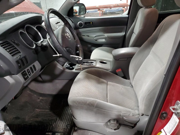 2006 Toyota Tacoma z VIN 5TEMU52N26Z316892, wystawiony jako Copart lot #53187085 z przebiegiem 150 035 mil mil oraz Szkody całkowita. Historia ofert i sprzedaży dostępna na DreamBid. Obrazek 7.
