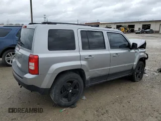 2015 Jeep Patriot Sport with VIN 1C4NJRBB2FD248130, listed as a Copart auction lot 47024585 with 152,018 mi miles and Salvage Title. Bid and sale history available at carsss.com. Image 3.