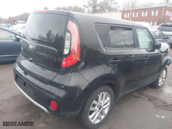 2019 Kia Soul + with VIN KNDJP3A51K7913226, listed as a IAAI auction lot 41674893 with 143,389 mi miles. Bid and sale history available at carsss.com. Image 4.