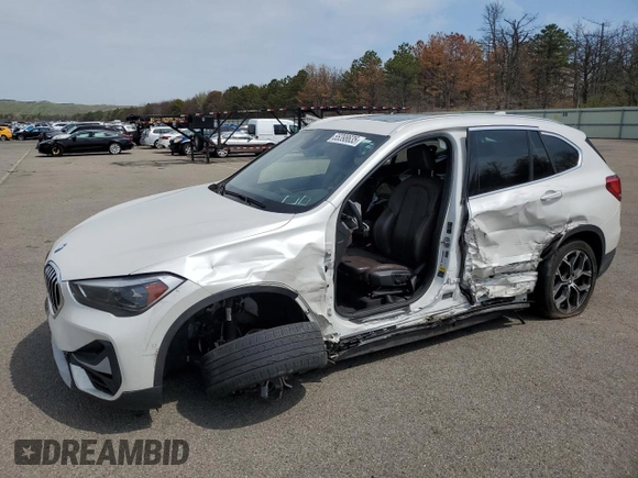 2020 BMW X1 xDrive28i с VIN WBXJG9C09L5P49700, выставлен на аукционе Copart как лот 55398635 с пробегом 95 029 миль миль и Списание • Salvage title. История ставок и продаж доступна на DreamBid. Изображение 1.
