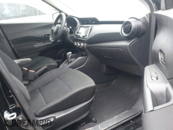2024 Nissan Kicks S with VIN 3N1CP5BV0RL521270, listed as a IAAI auction lot 41777881 with 12,077 mi miles and . Bid and sale history available at carsss.com. Image 5.