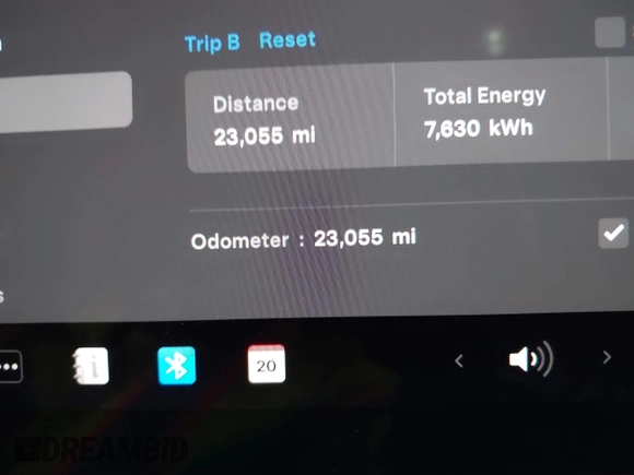 2024 Tesla Model Y Long Range with VIN 7SAYGDEE0RA282634, listed as a IAAI auction lot 41627510 with 23,054 mi miles and . Bid and sale history available at DreamBid. Image 16.