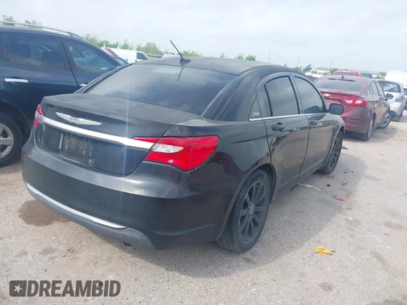 2014 Chrysler 200 Touring with VIN 1C3CCBBB8EN186657, listed as a IAAI auction lot 41943197 with 170,414 mi miles. Bid and sale history available at carsss.com. Image 4.