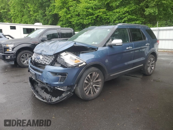 2018 Ford Explorer Platinum z VIN 1FM5K8HT9JGA66466, wystawiony jako Copart lot #56794895 z przebiegiem 84 733 mil mil oraz Szkoda całkowita • Salvage title. Historia ofert i sprzedaży dostępna na DreamBid. Obrazek 1.