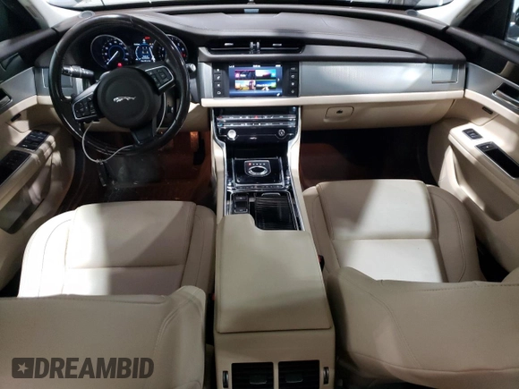2018 Jaguar XF 25t Premium with VIN SAJBJ4FX7JCY56981, listed as a Copart auction lot 85208354 with 104,935 mi miles and Clean Title. Bid and sale history available at carsss.com. Image 8.